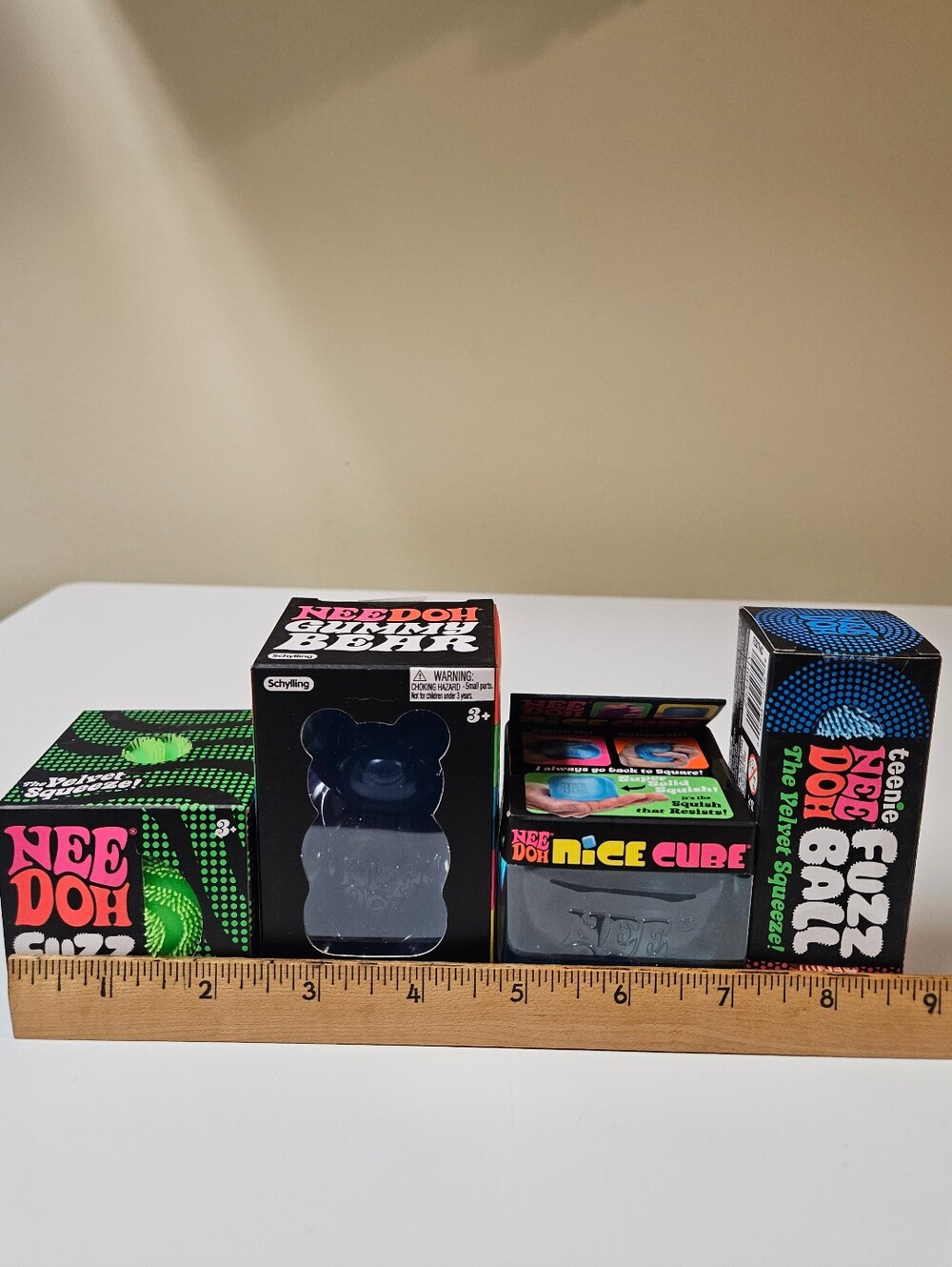 Needoh Lot Of 4 Gummy Bear, Fuzz Ball, Nice Cube, 3 Teenie Fuzz Balls New - Picture 6 of 6